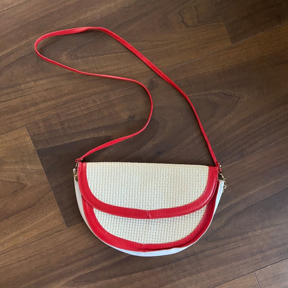 Vintage Amelia Berko White & Red Leather Crossbody Purse